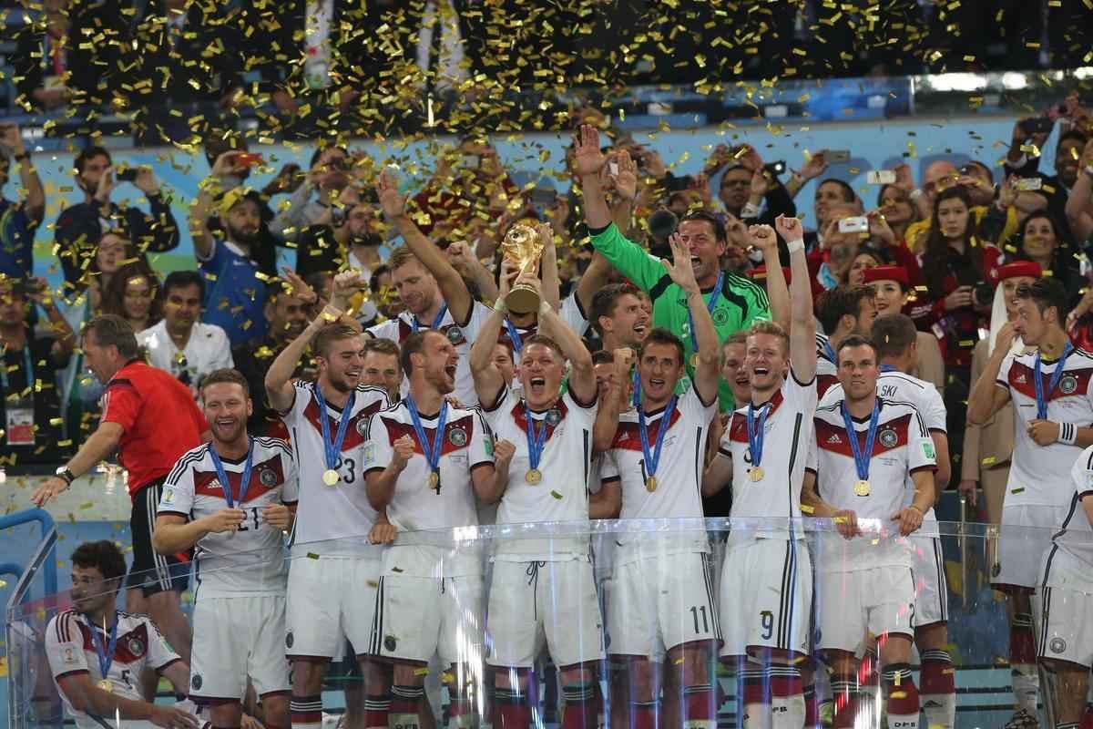 Com gol de Mario Gtze, Alemanha conquistou seu quarto ttulo mundial; veja fotos da festa germnica e da decepo argentina no Maracan