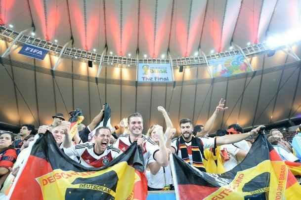 Com gol de Mario Gtze, Alemanha conquistou seu quarto ttulo mundial; veja fotos da festa germnica e da decepo argentina no Maracan