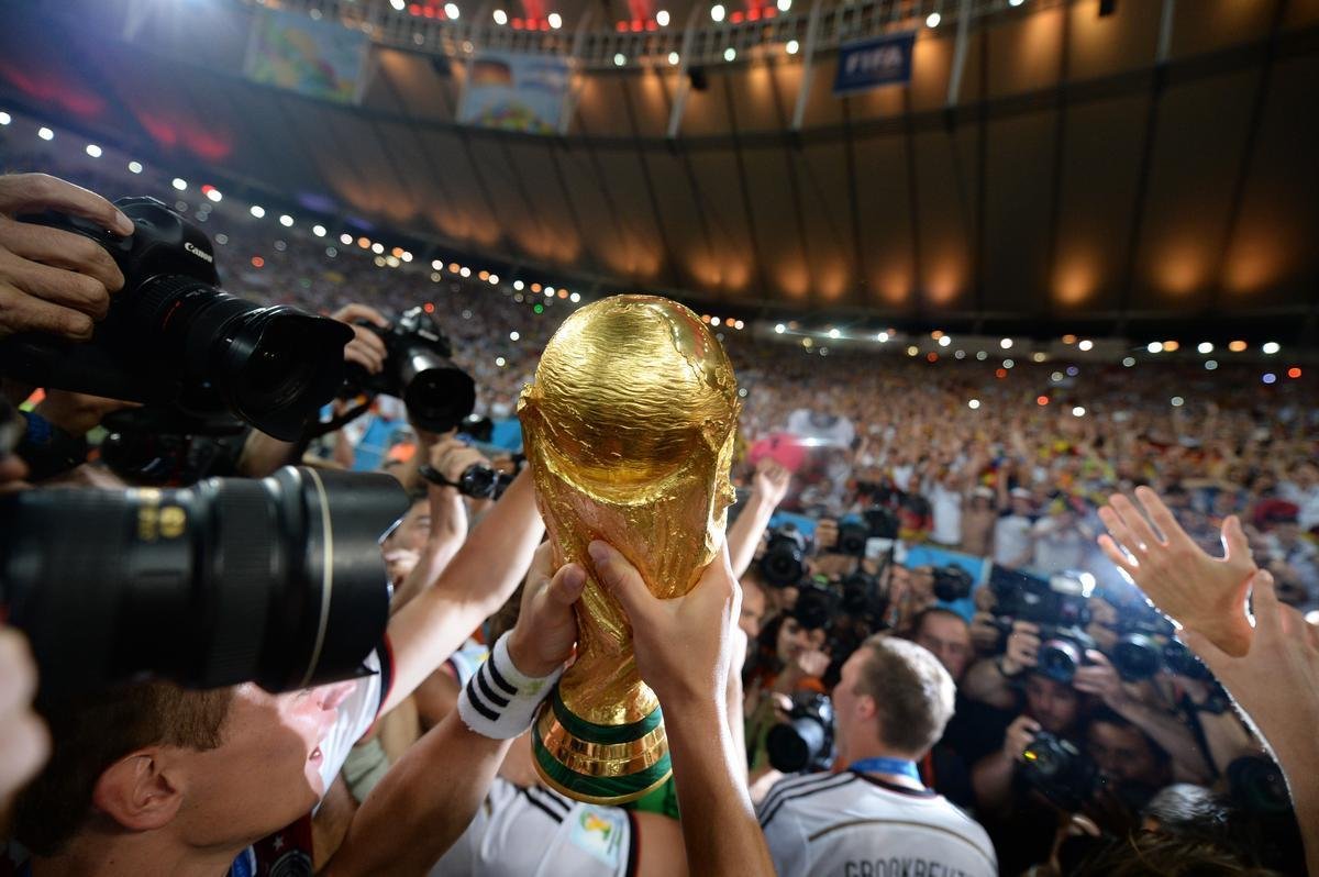 Com gol de Mario Gtze, Alemanha conquistou seu quarto ttulo mundial; veja fotos da festa germnica e da decepo argentina no Maracan