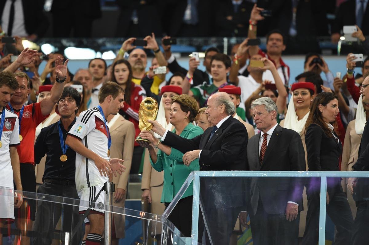 Com gol de Mario Gtze, Alemanha conquistou seu quarto ttulo mundial; veja fotos da festa germnica e da decepo argentina no Maracan