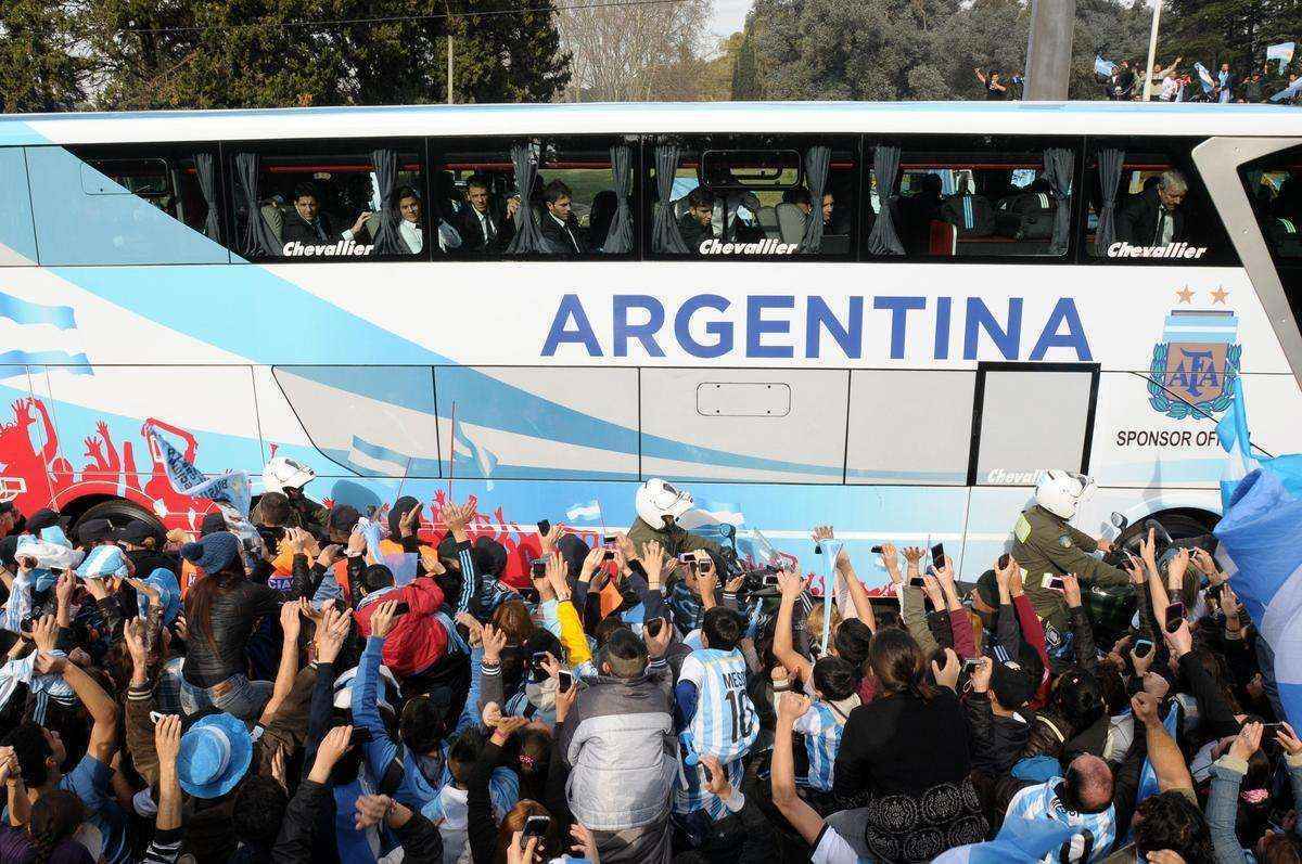 Argentina perdeu o Mundial para a Alemanha, mas foi abraçada pelos torcedores