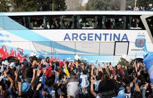 Argentina perdeu o Mundial para a Alemanha, mas foi abraçada pelos torcedores