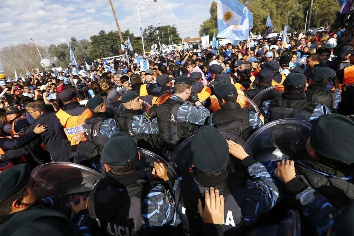 Argentina perdeu o Mundial para a Alemanha, mas foi abraada pelos torcedores