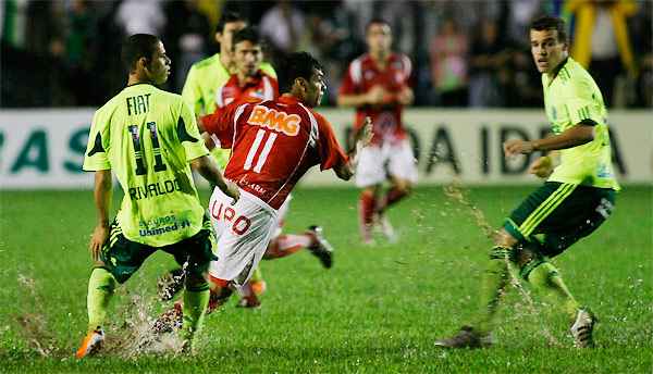 Palmeiras é eliminado do Mundial com apenas um chute na direção do gol  adversário