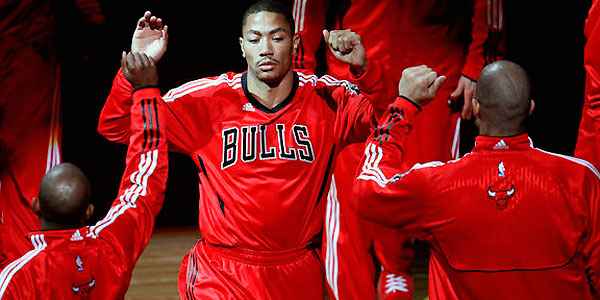 Derrick Rose é eleito o melhor jogador da temporada da NBA