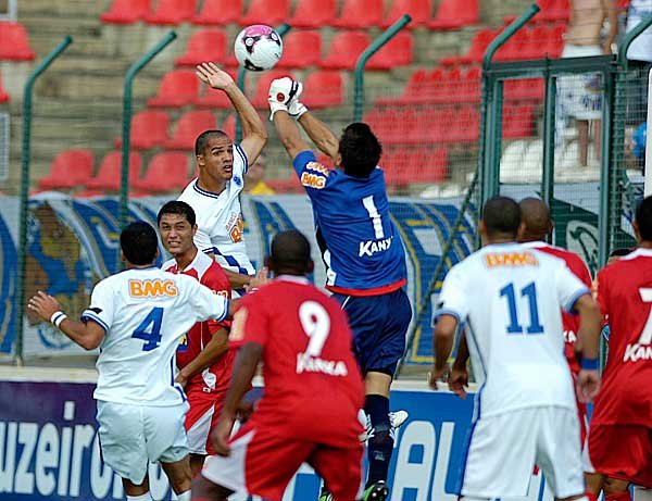 Alexandre Guzanshe/EM/D.A. Press