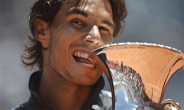AFP PHOTO / GABRIEL BOUYS 