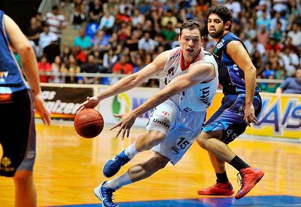 Jo�o Pires/LNB