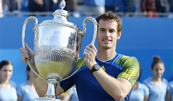 AFP PHOTO / ADRIAN DENNIS 