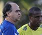 Marcelo Oliveira relaciona 22 jogadores para duelo entre Cruzeiro e Atltico-PR