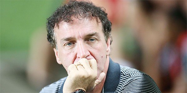 Alexandre Guzanshe/EM/D.A Press