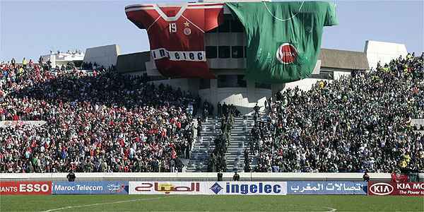 Entre os clubes marroquinos, Wydad Casablanca (e) e Raja Casablanca (d) tm a maior rivalidade (Divulgao)