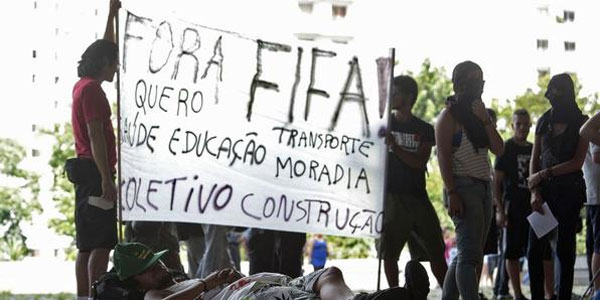 Fifa condena violência em manifestações e confia em Copa do Mundo segura no país - Superesportes