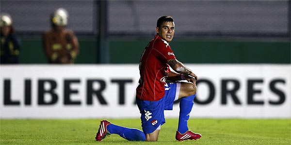 Nacional do Paraguai mostrou novamente que dar trabalho na reta final da Libertadores (REUTERS/Marcos Brindicci)