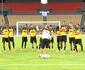 Tcnico Levir Culpi aprova desempenho do Atltico em jogos amistosos na China