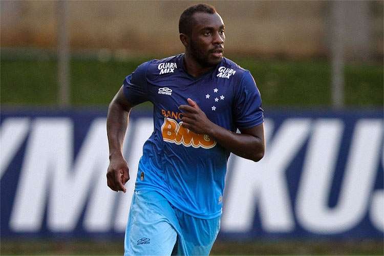 Cruzeiro rebate Aidar, diz estar em dia com pagamentos e cutuca Tricolor