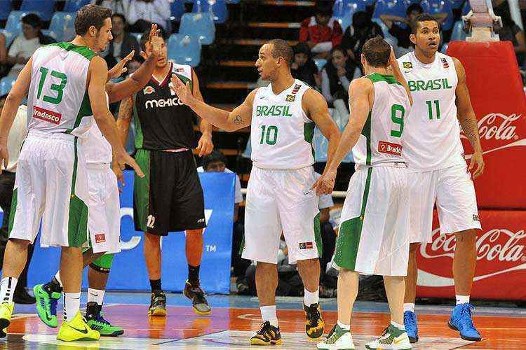 Jogador de Basquete Brasileiro