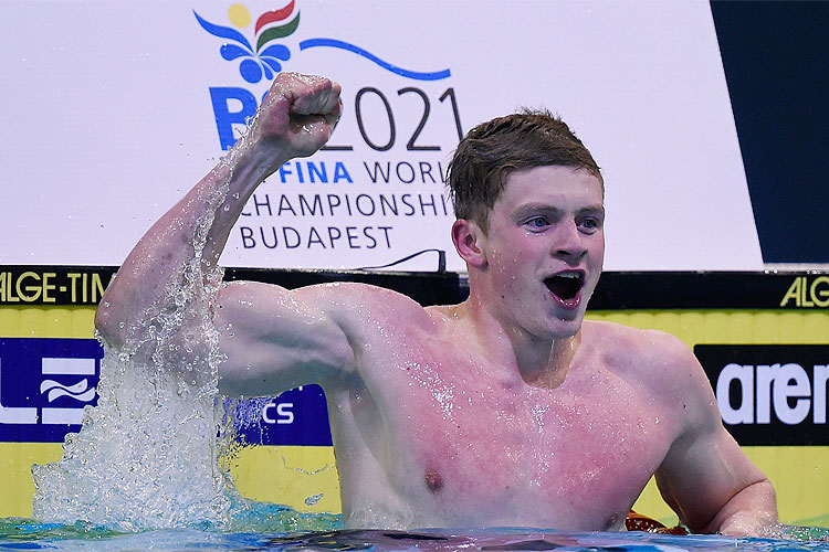 Campeonato Mundial de Natação: China conquista título de revezamento 4x100m  medley misto