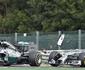 Mercedes diz que toque de Nico Rosberg em companheiro Lewis Hamilton  'inaceitvel'