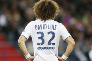Os craques das tesouras comentam o cabelo de David Luiz