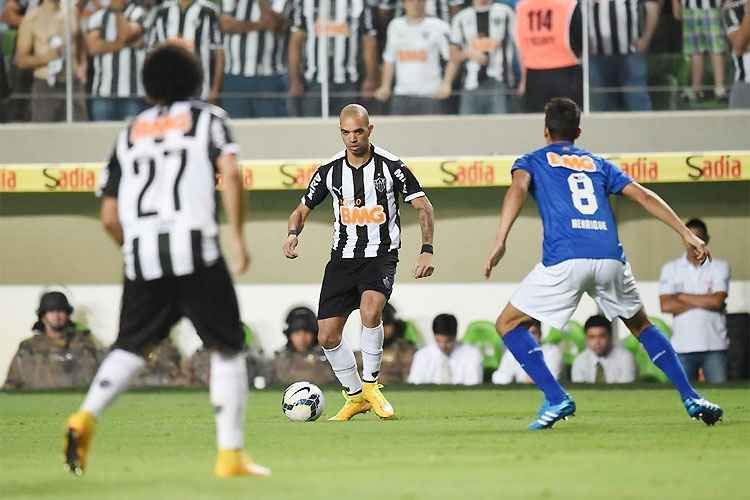 O último suspiro: a trajetória dos rivais na maratona de 2014 até a final da Copa do Brasil