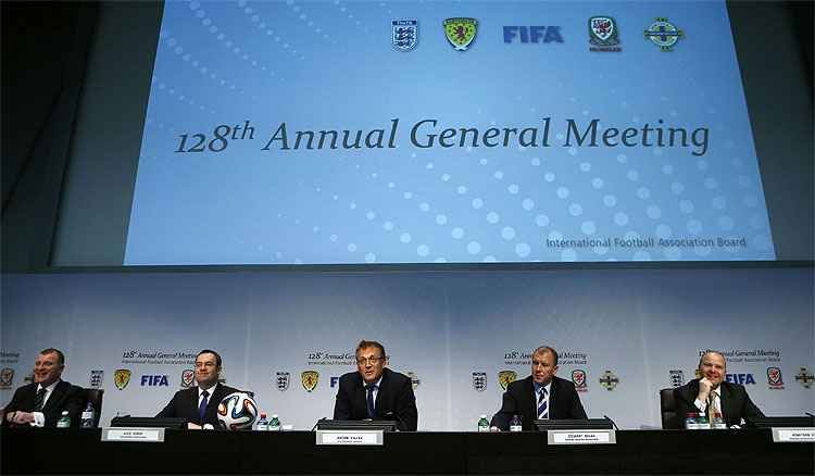 Dilemas da tecnologia no futebol: as visões de quem comanda e participa dos bastidores