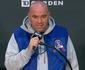 Dana White agenda disputa de cinturo entre Aldo e McGregor para maio, em Las Vegas 