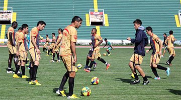 Jornalistas dissecam adversários do Cruzeiro na fase de grupos da Copa Libertadores da América