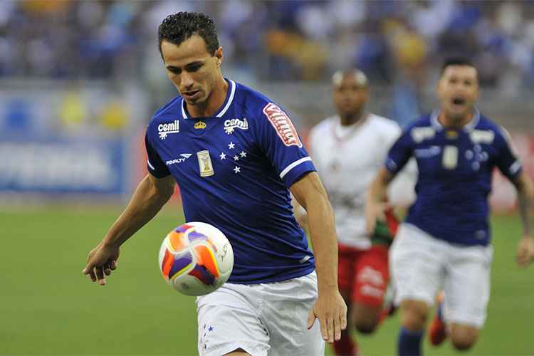 Damião reforça desejo de voltar ao Inter, mas sonha com a Europa