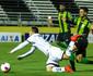 Com belo gol de Marcelo Toscano, Amrica supera Bragantino e vence a primeira fora de casa