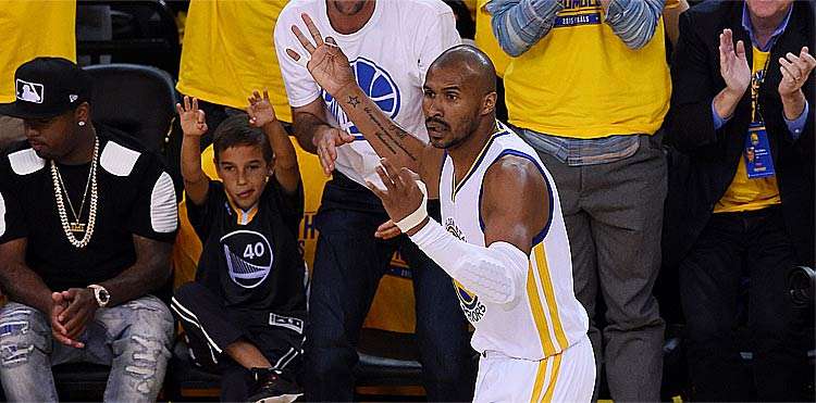 Regina Casé - O apelido dele é Leandrinho, mas olha o tamanhão do moço!! Leandro  Barbosa é jogador de basquete, campeão da NBA e joga pelo Golden State  Warriors lá nos EUA!