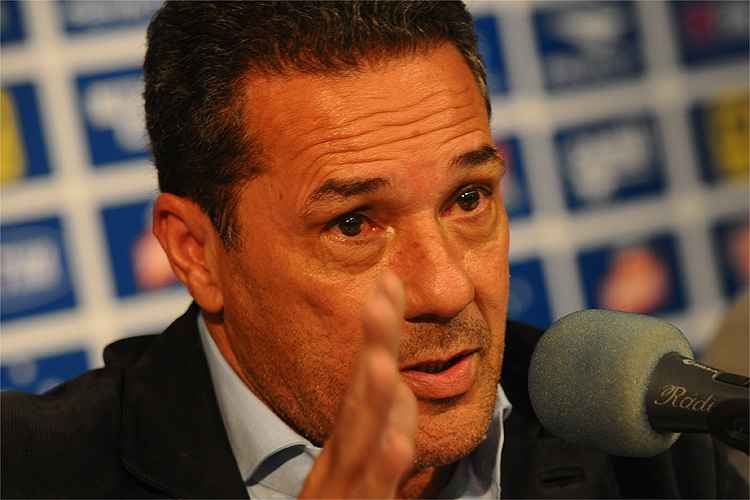 Euler Junior/EM/D.A Press