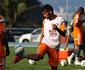 Destaque do Fluminense no Brasileiro, jovem meia Gustavo Scarpa renova at 2019