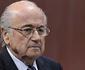 Comit da Fifa prope suspenso de Blatter por 90 dias; Platini tambm pode ser afastado