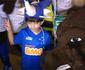 Torcida do Cruzeiro marca golao no Mineiro e homenageia Matheus, garoto com doena rara