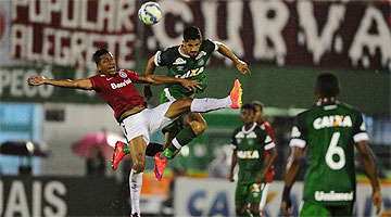 Treino de Mano surte efeito e Cruzeiro volta a marcar em cobrança de falta  após 29 jogos - Superesportes