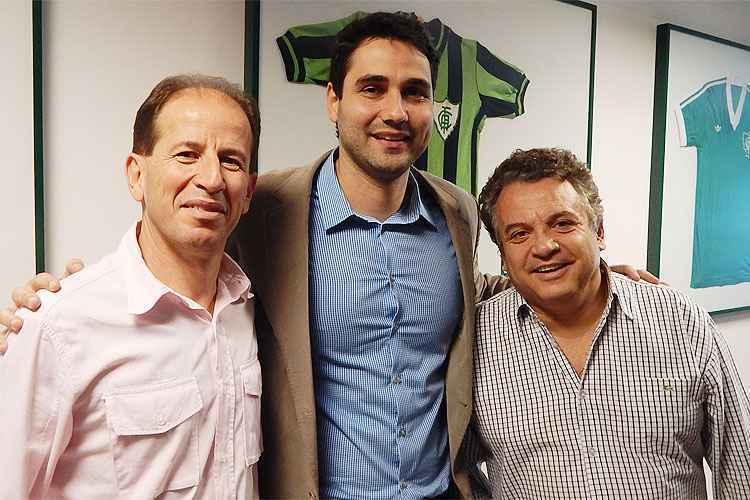 Atlético-GO tem alvos para renovação na formatação do elenco; veja