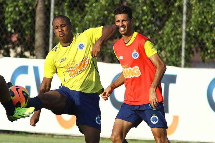 Leandro Guerreiro reencontra atacante Borges e dá boas-vindas ao novo reforço do América