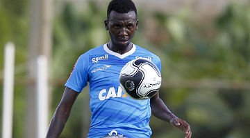 Após boa atuação no clássico, polivalente Allano espera ter mais oportunidades no Cruzeiro