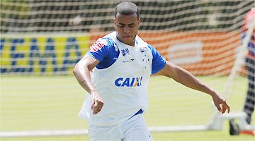 Com mudanças em todos os setores da equipe, Deivid confirma Cruzeiro para encarar Guarani