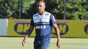Sem Manoel, técnico do Cruzeiro confirma Leo nas fases finais do Mineiro: Prioridade é dele
