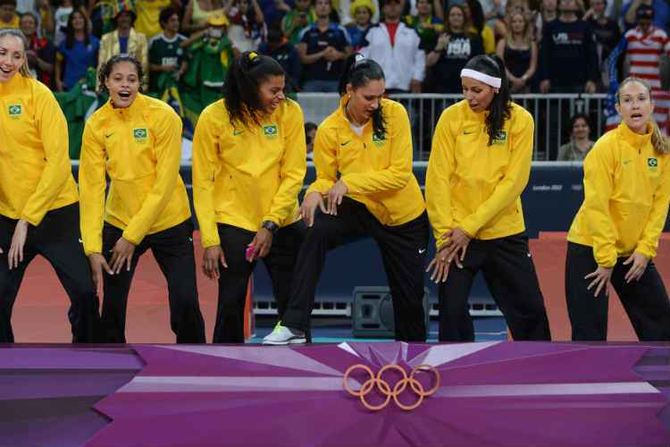 Jogos Olímpicos Significa Futebol Fotografia Editorial - Imagem de