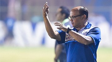 Ainda com técnico interino, Cruzeiro recebe a Campinense no Mineirão