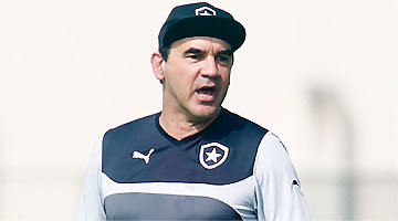 Presidente do Botafogo condena conduta do Cruzeiro, que quer Ricardo Gomes: Lamentável