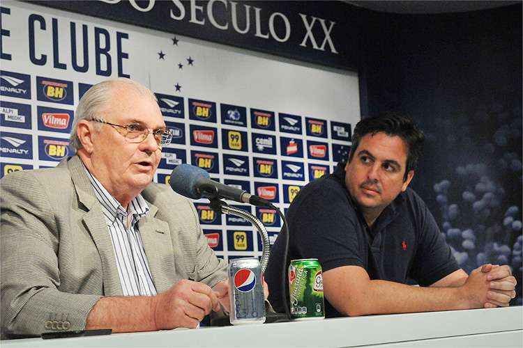 Silêncio destrutivo