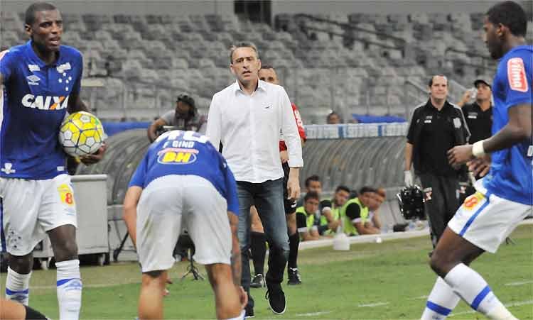 Na gangorra do futebol