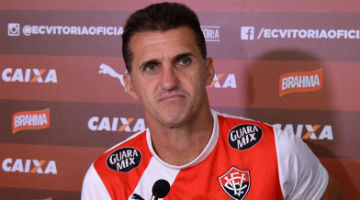 Corinthians: Luxa critica árbitro e lamenta empate