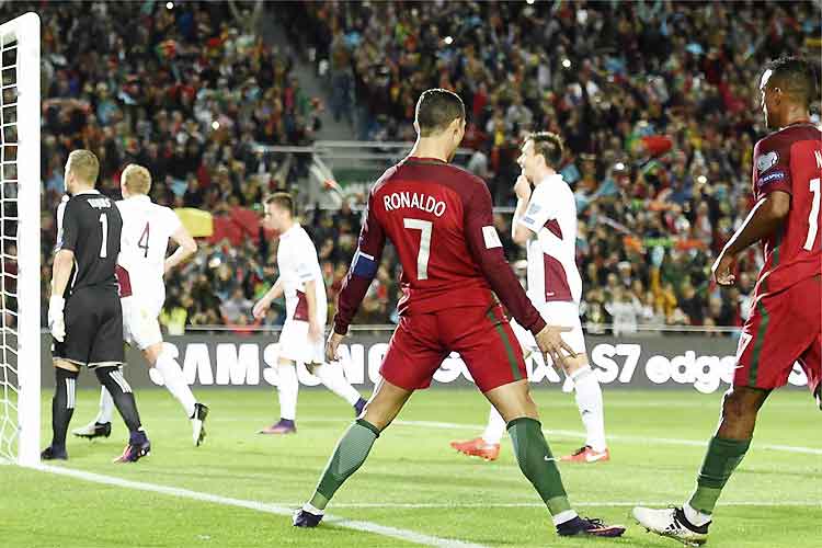 Cristiano Ronaldo - Gol de Voleio - 31/08/17 