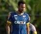 Em incio de trabalho, Ariel Cabral celebra confiana de Mano Menezes no Cruzeiro