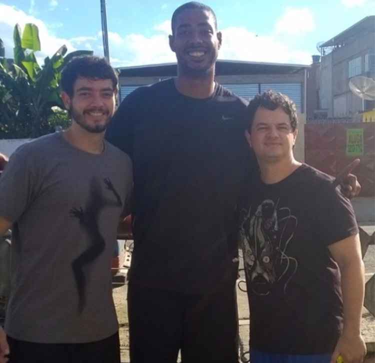 Brasileiros do basquete lamentam morte de Fab Melo